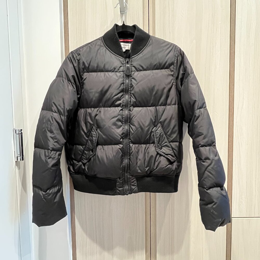 Ines de la Fressange x Uniqlo black puffer bomber jacket